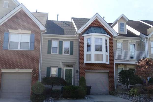 3 Augusta Ln Blackwood Nj 08012 2 Beds 2 5 Baths