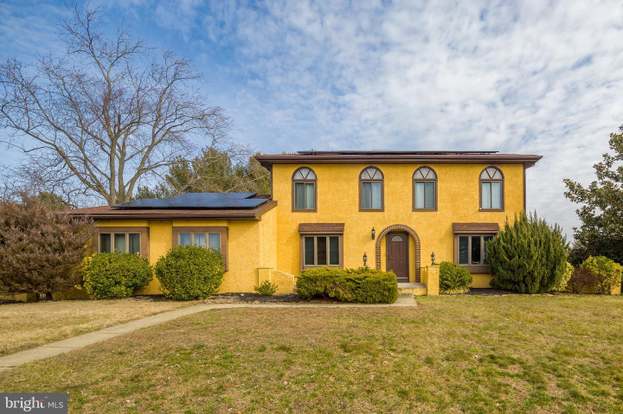 11 Constitution Blvd Berlin Nj 08009 Mls Njcd386152 Redfin