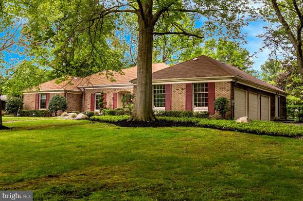 933 Fernwood Rd Moorestown Nj 08057 Mls Njbl344160 Redfin 933 Fernwood Rd Moorestown Nj 08057