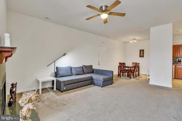 600 Moonglow Rd 103 Odenton Md 21113 2 Beds 1 Bath
