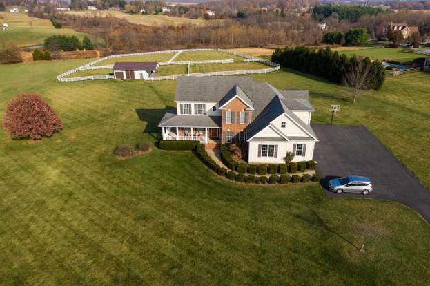 301 Leisters Church Rd Westminster Md 21157 5 Beds 3 5 Baths