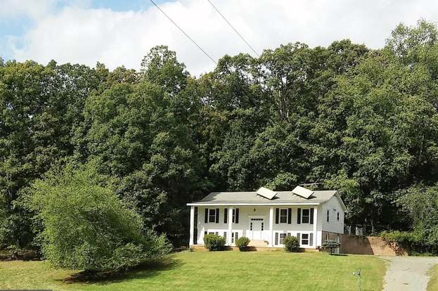 6212 Edwards Dr Broad Run Va 20177 Mls 1009907264 Redfin 6212 Edwards Dr Broad Run Va 20177