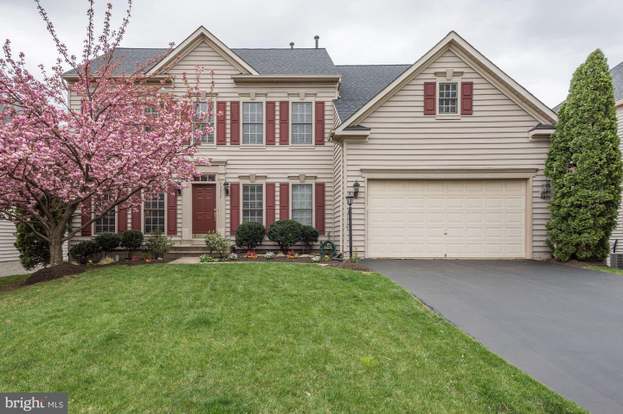 43377 Deepspring Ct Ashburn Va 20147 Mls 1000463270 Redfin