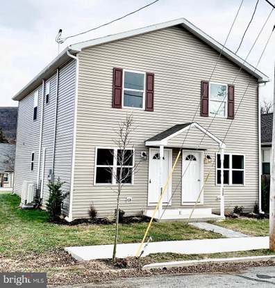 323 Crestmont St Reading Pa 19611 3 Beds 2 Baths