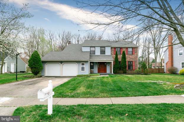 8 Charles Ln Cherry Hill Nj 08003 Mls Njcd389460 Redfin