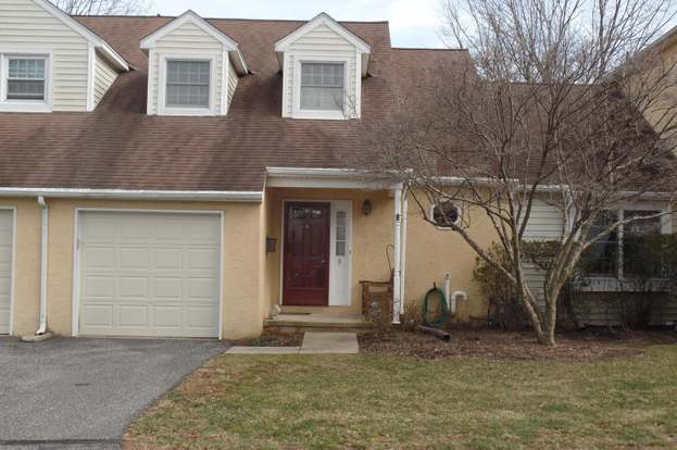 9 Hunters Run Newtown Square Pa 19073 Mls Pade489474 Redfin