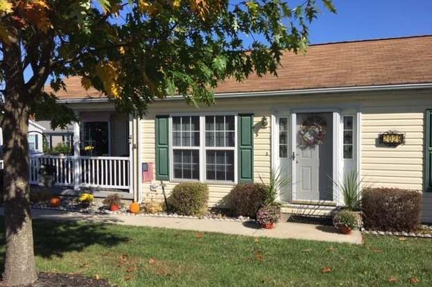 2029 Highland Ct North Wales Pa 19454 Mls Pamc629478 Redfin