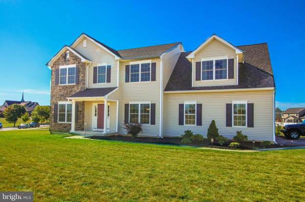 296 White Barn Ln Easton Pa 18045 Mls Panh105552 Redfin
