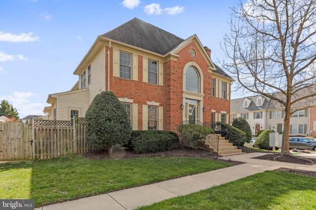 2219 Lamp Post Ln, Frederick, MD 21701 | MLS# MDFR2032618 | Redfin