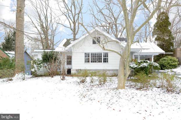 6512 81st St Cabin John Md 20818 Mls 1002301623 Redfin