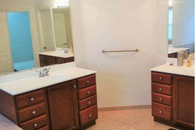 501 Quarter Moon Ct Bordentown Nj Mls Njbl Redfin 501 Quarter Moon Ct Bordentown Nj Mls Njbl Redfin