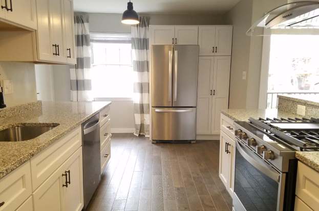 Bonnie Winkler Maureen Nichols With Team Bonnie Maureen Of Re Max Realty Plus Just Listed 1028 Veirs Mill Road Rockvil Hardwood Floors Outdoor Structures Full Bath