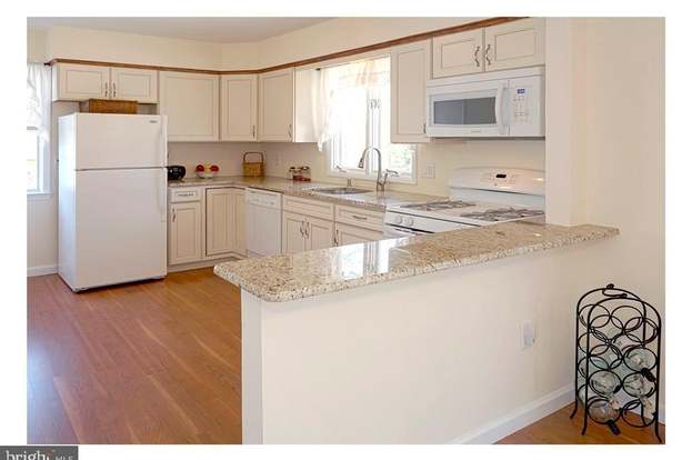 109 Canvas Ct Manahawkin NJ 08050 MLS# NJOC169828 Redfin 109 Canvas Ct Manahawkin NJ 08050 MLS# NJOC169828 Redfin