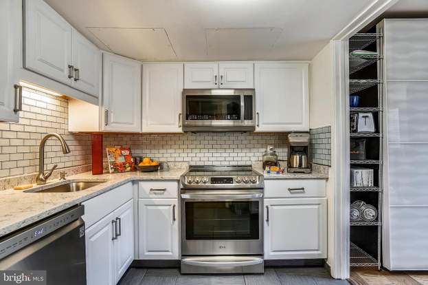 1629 Parkcrest Cir 201 Reston Va 20190 Mls Vafx1096984 Redfin