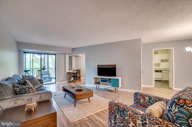 5901 Mount Eagle Dr 303 Alexandria Va 22303 1 Bed 1 5 Baths
