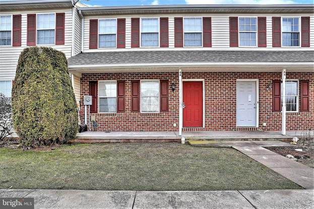44 Fiddler Dr New Oxford Pa 17350 Mls Paad109952 Redfin