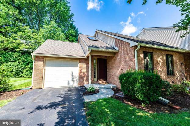 2865 Greenleaf Ct Bethlehem Pa 18017 Mls Panh104974 Redfin