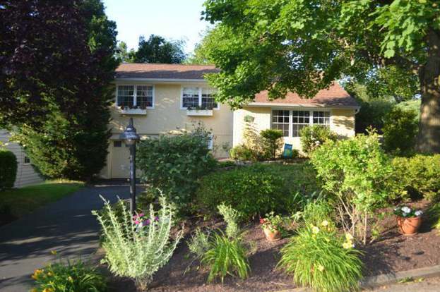 25 Forest Ave Willow Grove Pa 19090 Mls 1003980986 Redfin