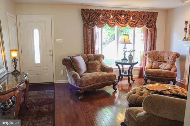 11032 Knights Rd, Philadelphia, PA 19154 | MLS# PAPH2357258 | Redfin