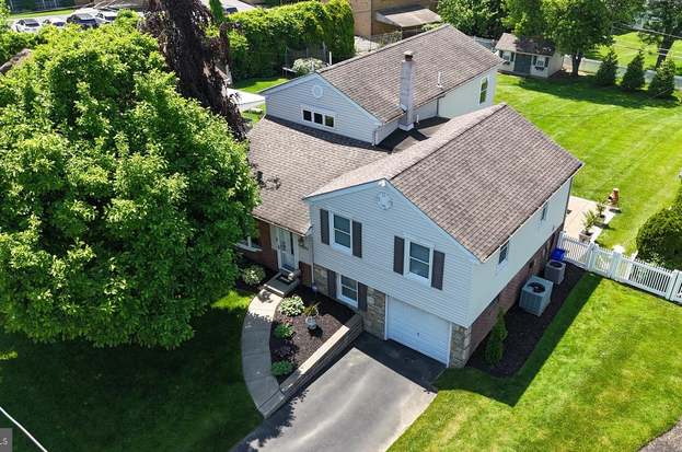 11032 Knights Rd, Philadelphia, PA 19154 | MLS# PAPH2357258 | Redfin