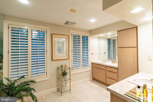 10029 Chartwell Manor Ct Potomac MD 20854 Redfin