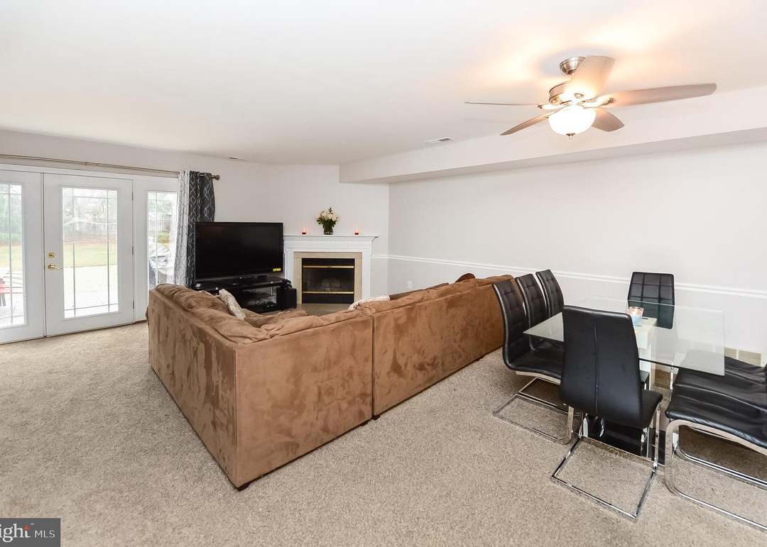 132 Brent Ct, West Deptford, NJ 08086