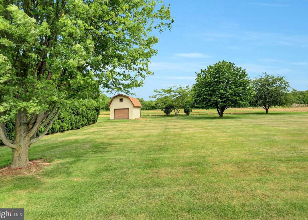 5886 Sheller Rd, Chambersburg, PA 17202