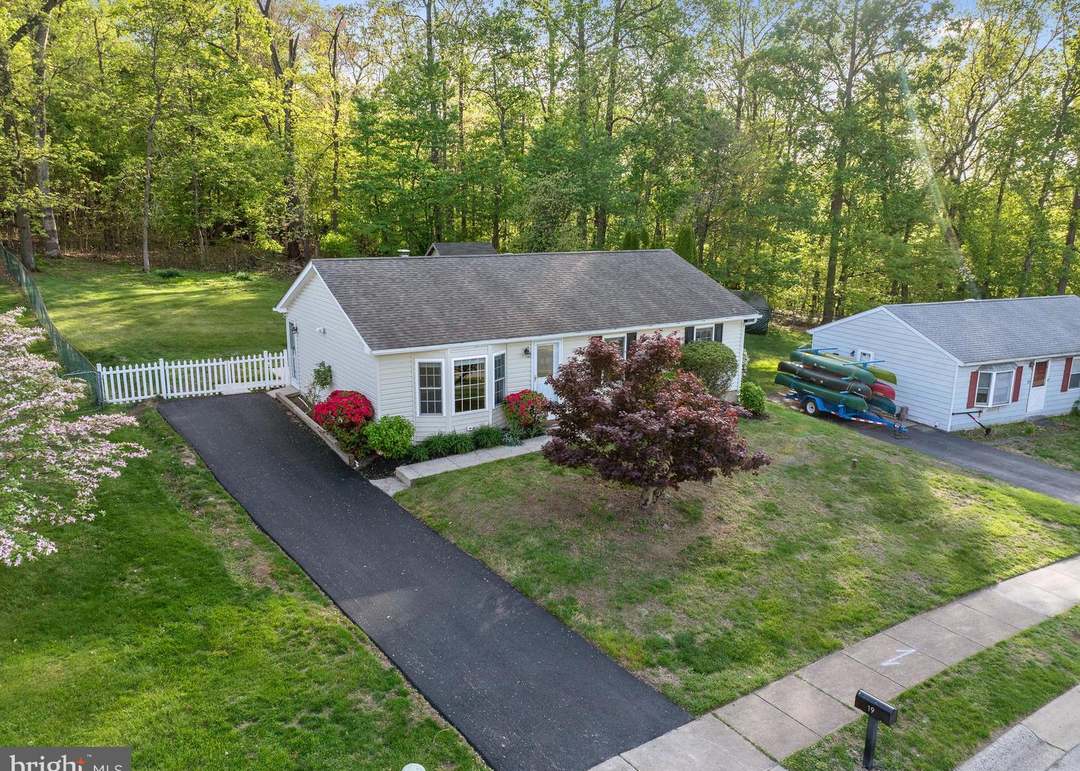 19 Casselberry Dr, Audubon, PA 19403 | MLS PAMC2139266 | Redfin