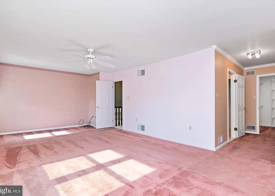 3806 Laraby Dr, Harrisburg, PA 17110