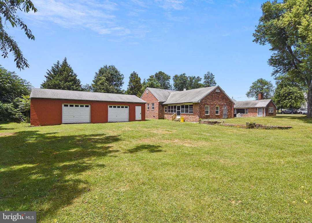 718 Sunnyfield Ln, Brooklyn, MD 21225 | Redfin