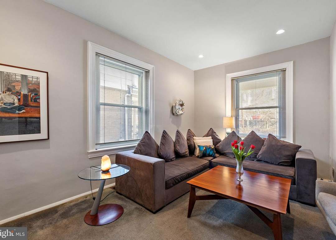 42 Bala Ave, Bala Cynwyd, PA 19004
