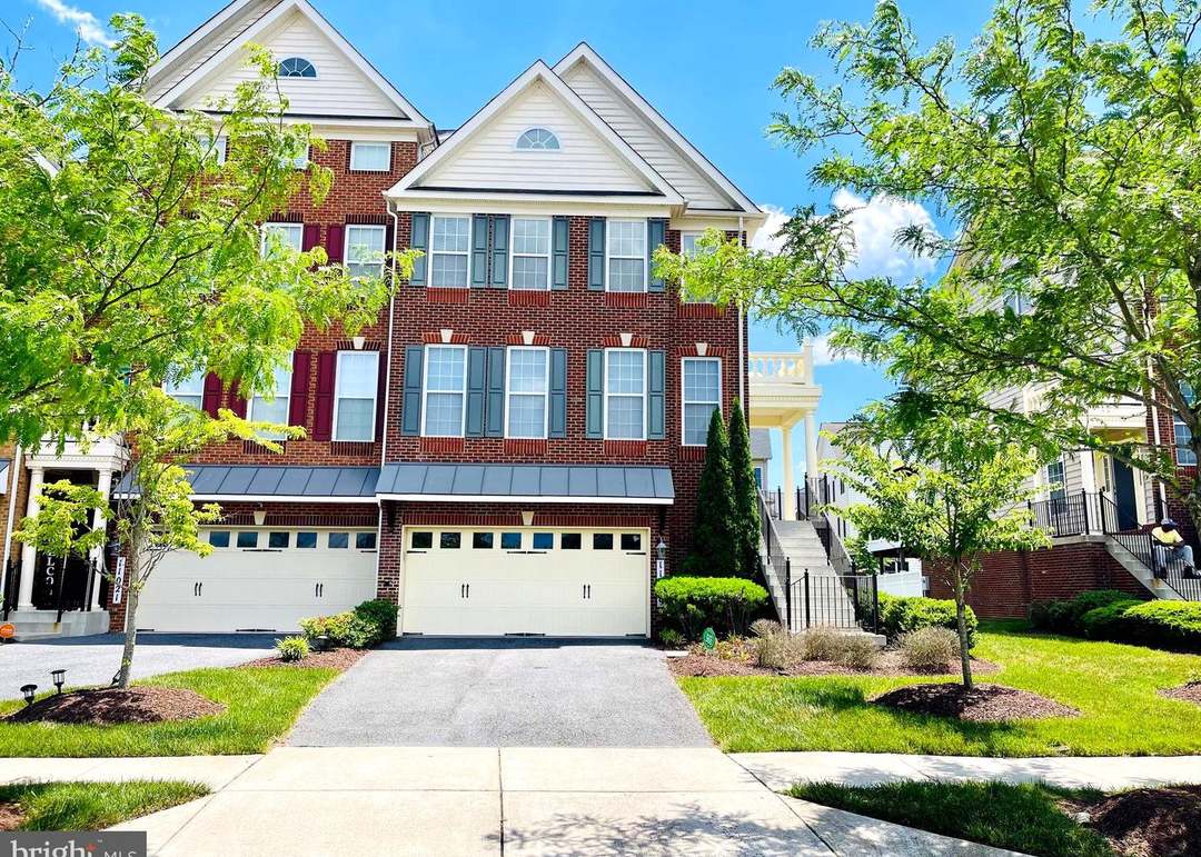 yri☁︎  11019 Arthurian Dream Ct, Tomball, TX 77375 | Zillow