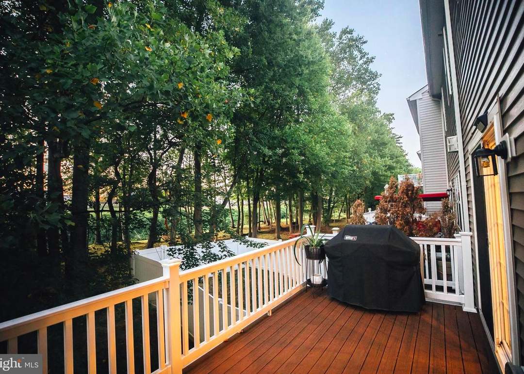 122 Carters Mill Rd, Trevose, PA 19053