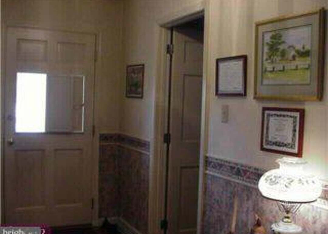 62 Legion Dr, Oley, PA 19547