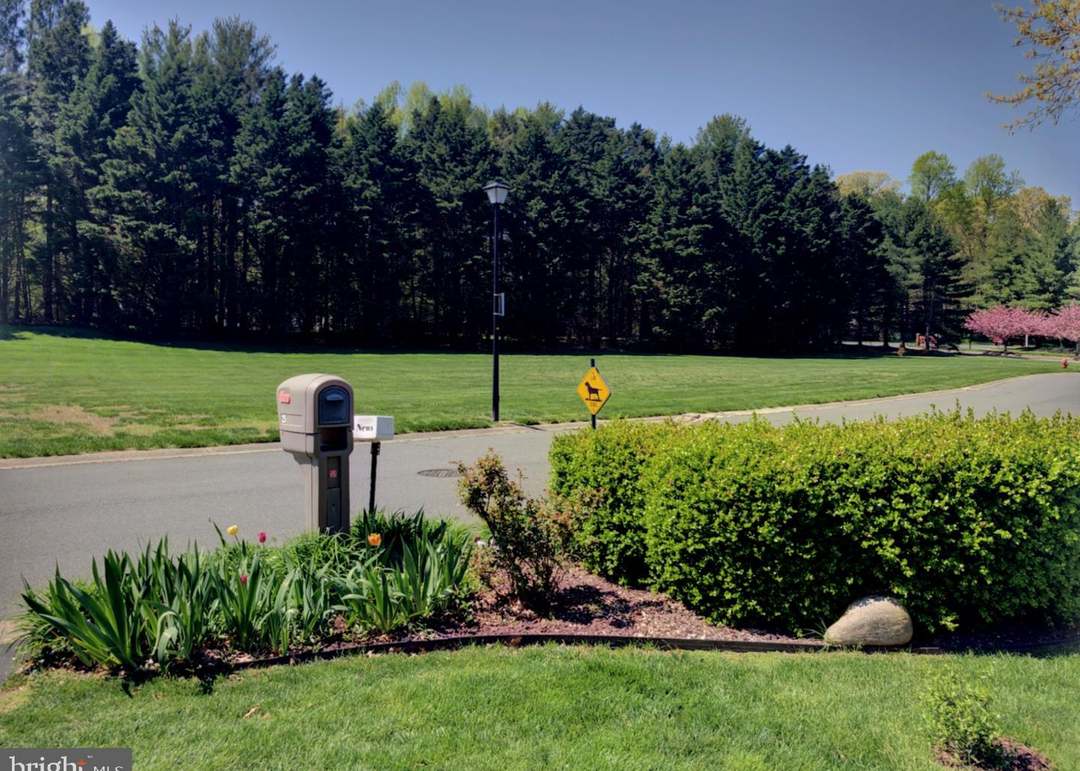 25 S Turnberry Dr, Dover, DE 19904