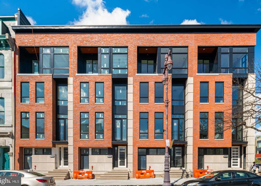 722 S Broad St, Philadelphia, PA 19146 | Redfin