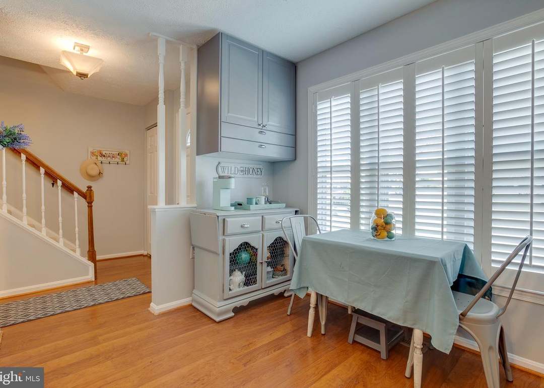 7325 Stream Way, Springfield, VA 22152