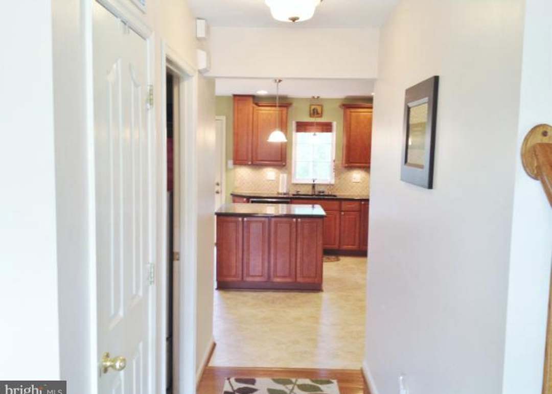 3048 Shoreline Blvd, Laurel, MD 20724