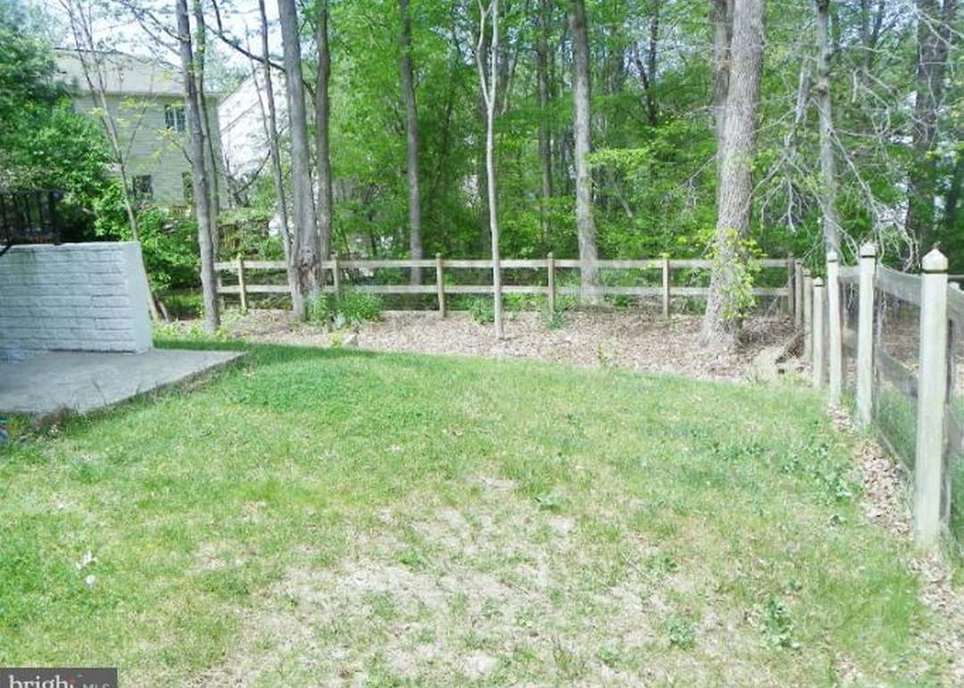 3048 Shoreline Blvd, Laurel, MD 20724
