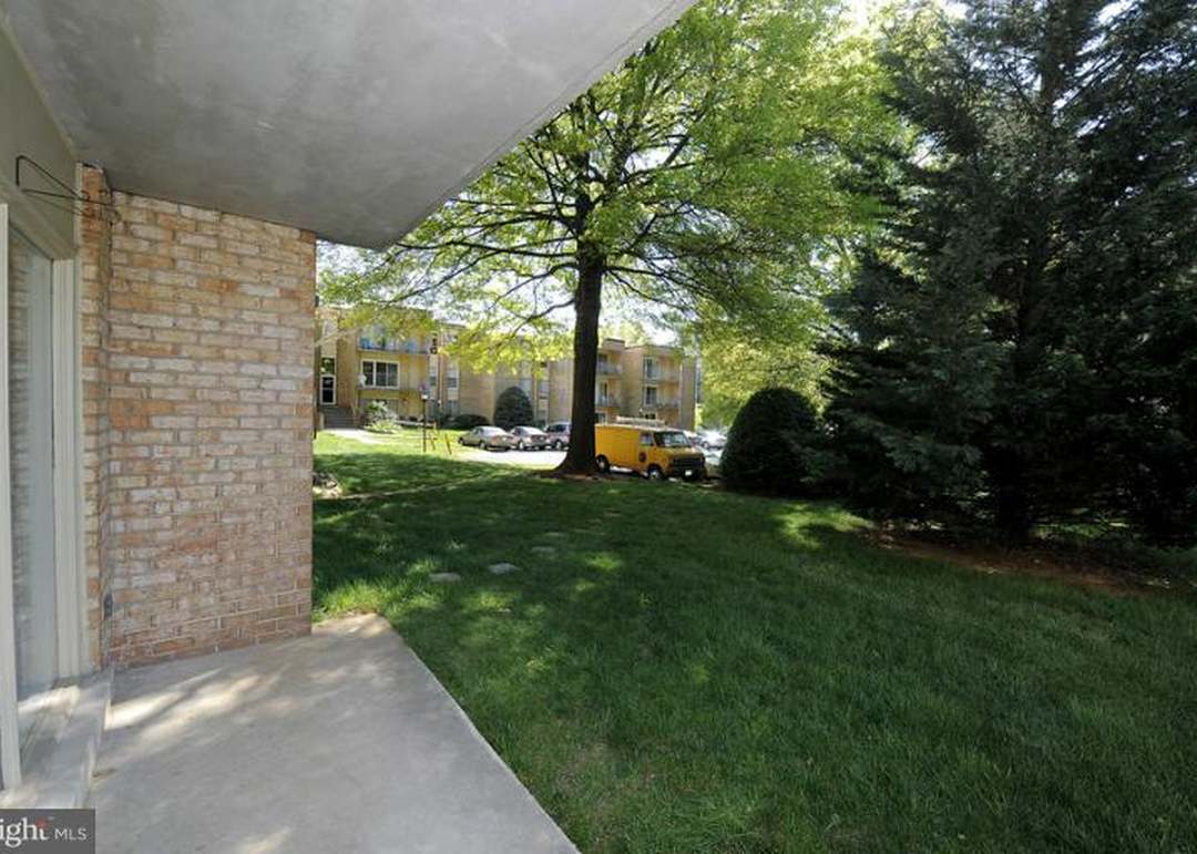 11919 Parklawn Dr Unit T-3, Rockville, MD 20852 | Redfin