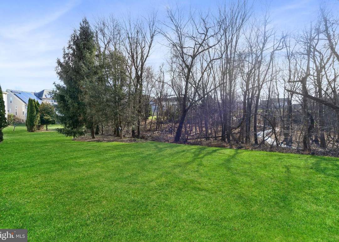 3803 Kendall Dr, Frederick, MD 21704