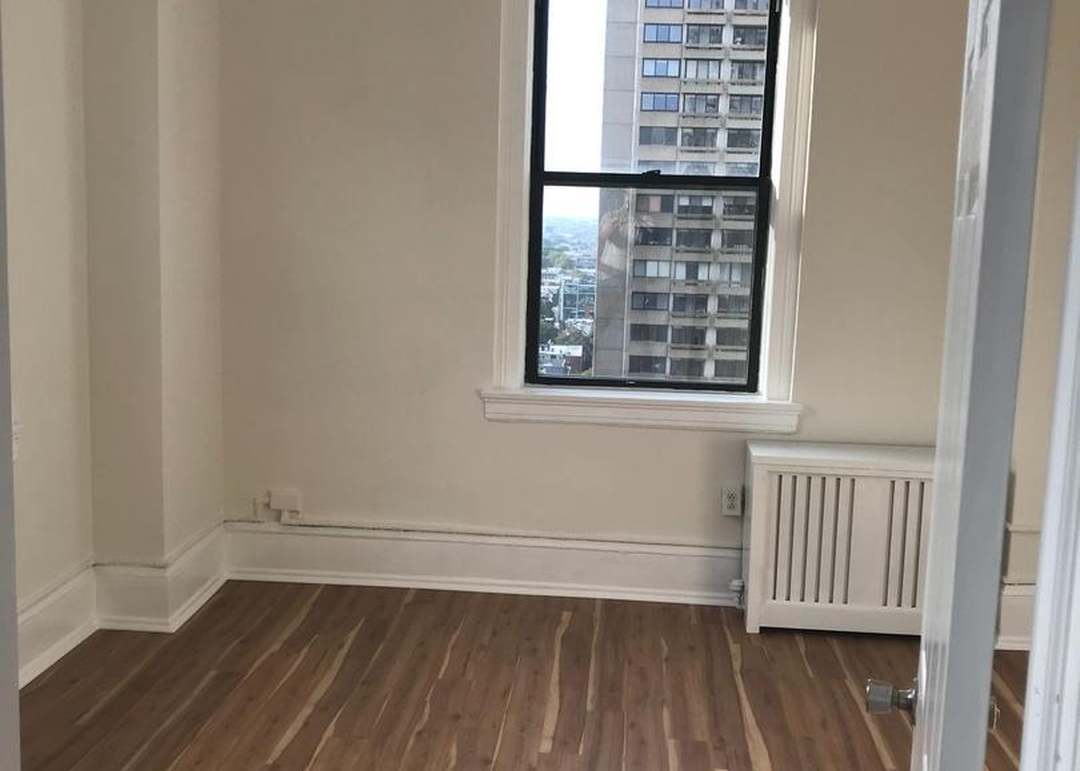 1324 Locust St #1425, Philadelphia, PA 19107