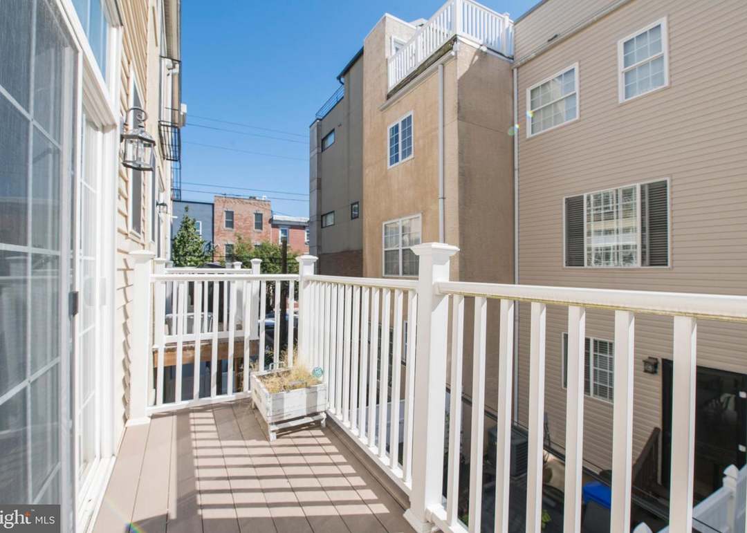 1005 S Dorrance St, Philadelphia, PA 19146
