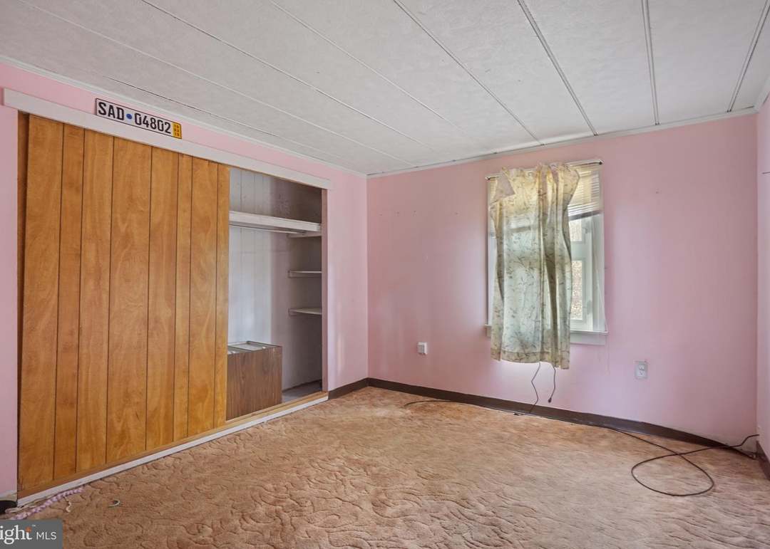 3906 Hay Creek Rd, Birdsboro, PA 19508
