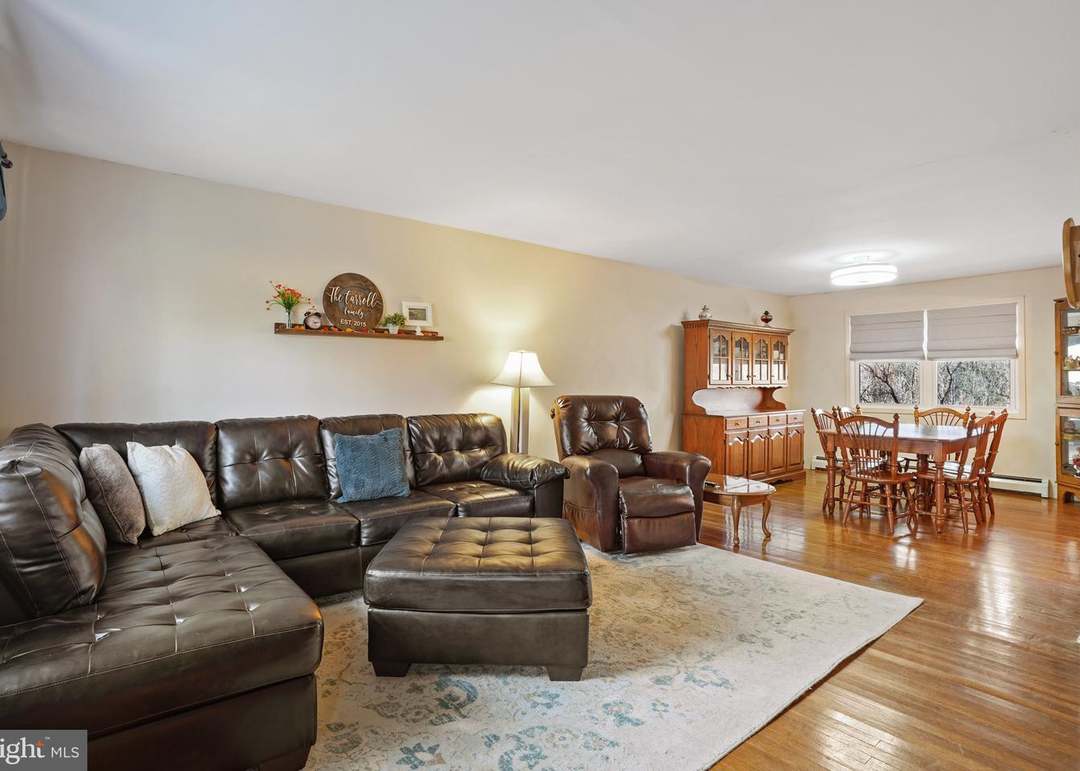 3906 Hay Creek Rd, Birdsboro, PA 19508
