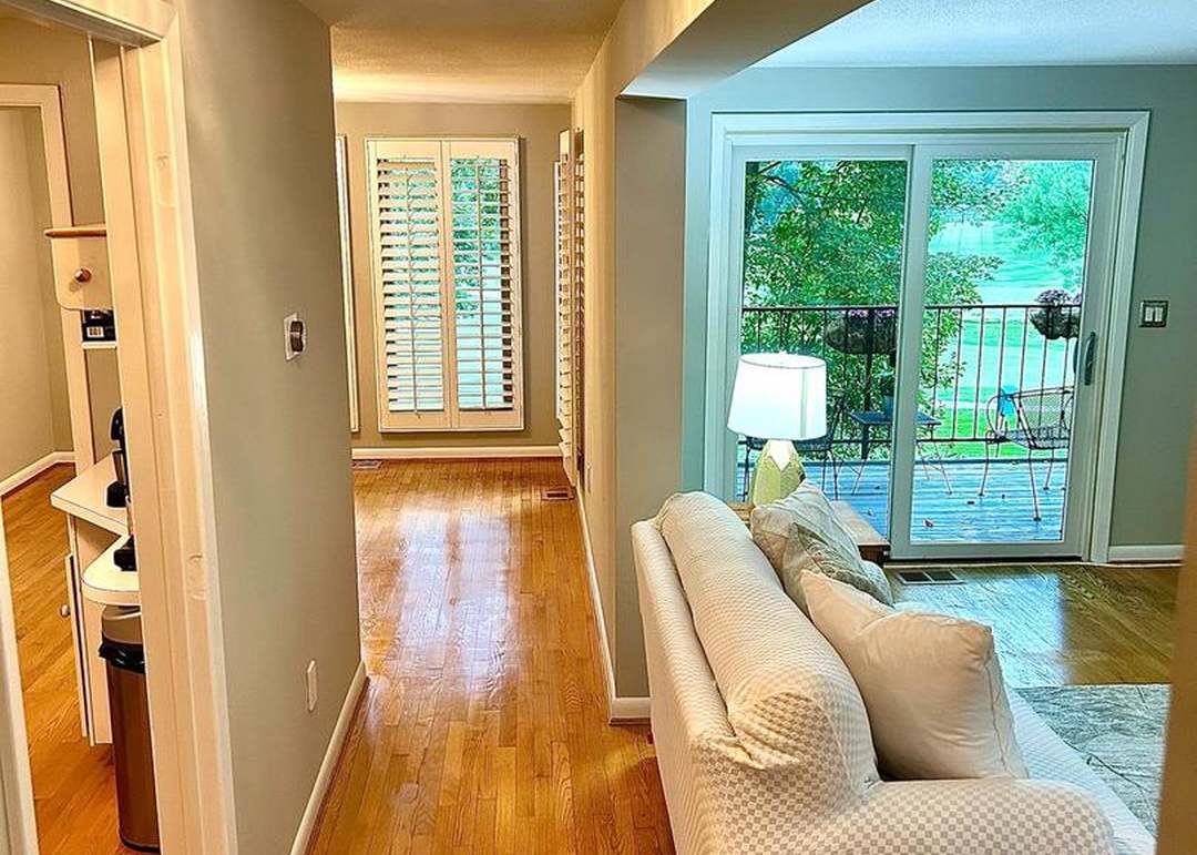 1811 North  Shore Ct, Reston, VA 20190