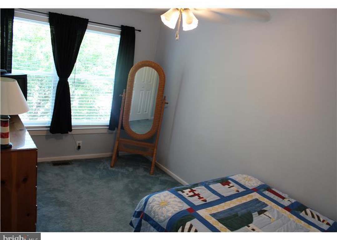 155 Barley Sheaf Dr, East Norriton, PA 19403