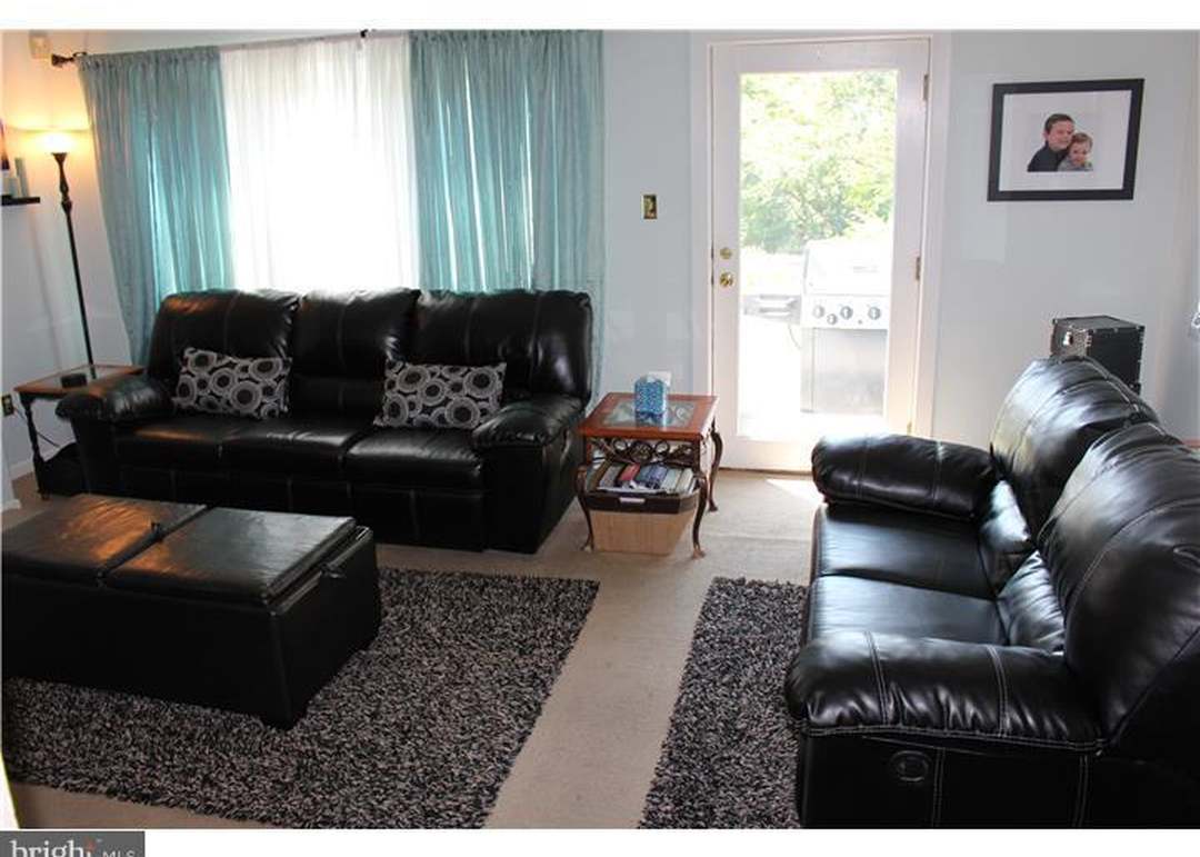 155 Barley Sheaf Dr, East Norriton, PA 19403