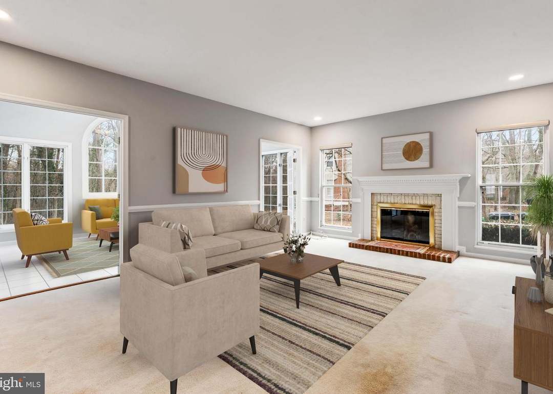 8107 Hollygate Dr, Glenn Dale, MD 20769