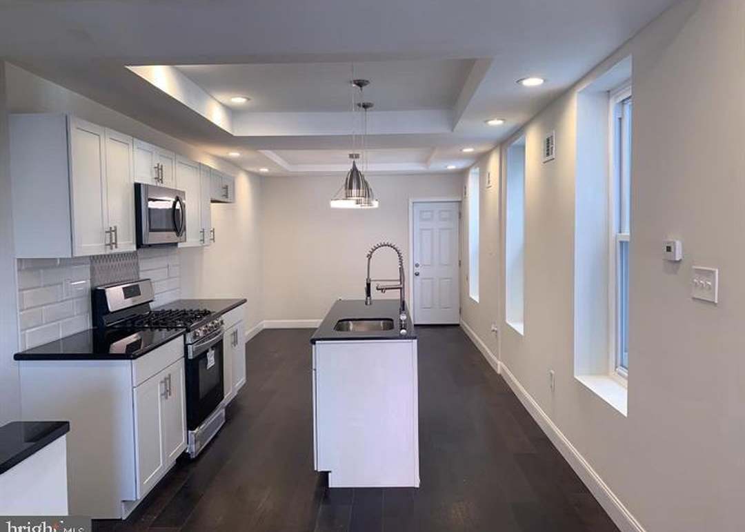 2236 Fontain St, Philadelphia, PA 19121